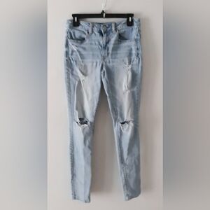 American Eagle Outfitters Women's Light Blue Distressed Skinny Jeans